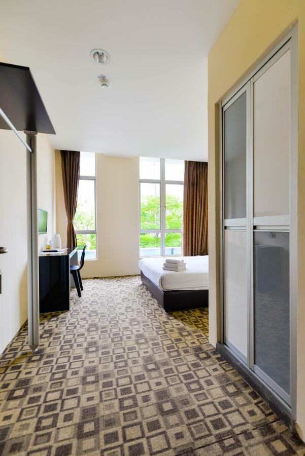 Fumah Hotel Shah Alam Extérieur photo
